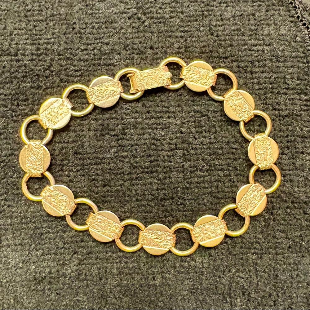 Sarah Coventry's "Young And Gay" Gold Tone Bracelet - Vintage 50s Jewelry